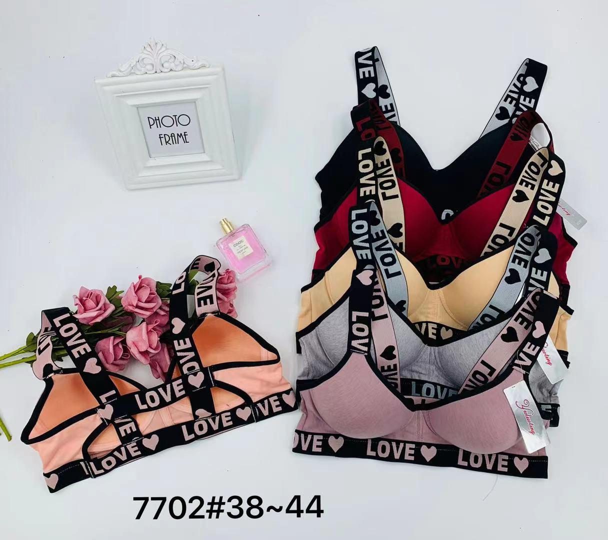 Trendy "LOVE" Printed Elastic  sports Bralette Set fancy